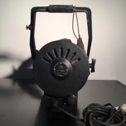 LT1000 LTM FRESNEL 1KW + VOLETS